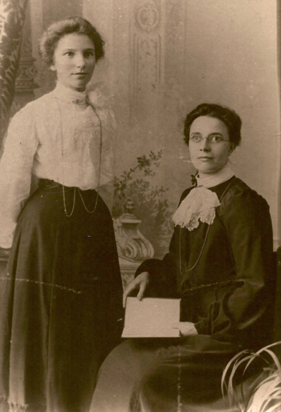 Emma Jane Martin with sister Rose Ellen Martin