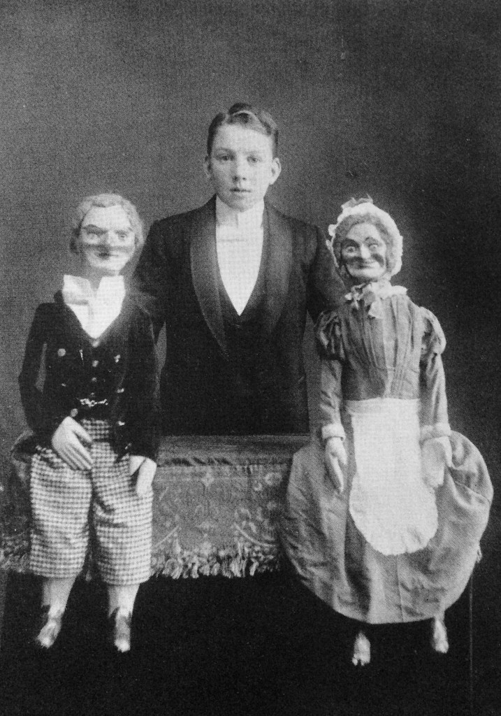 Frederick Vernon Cross (1909)